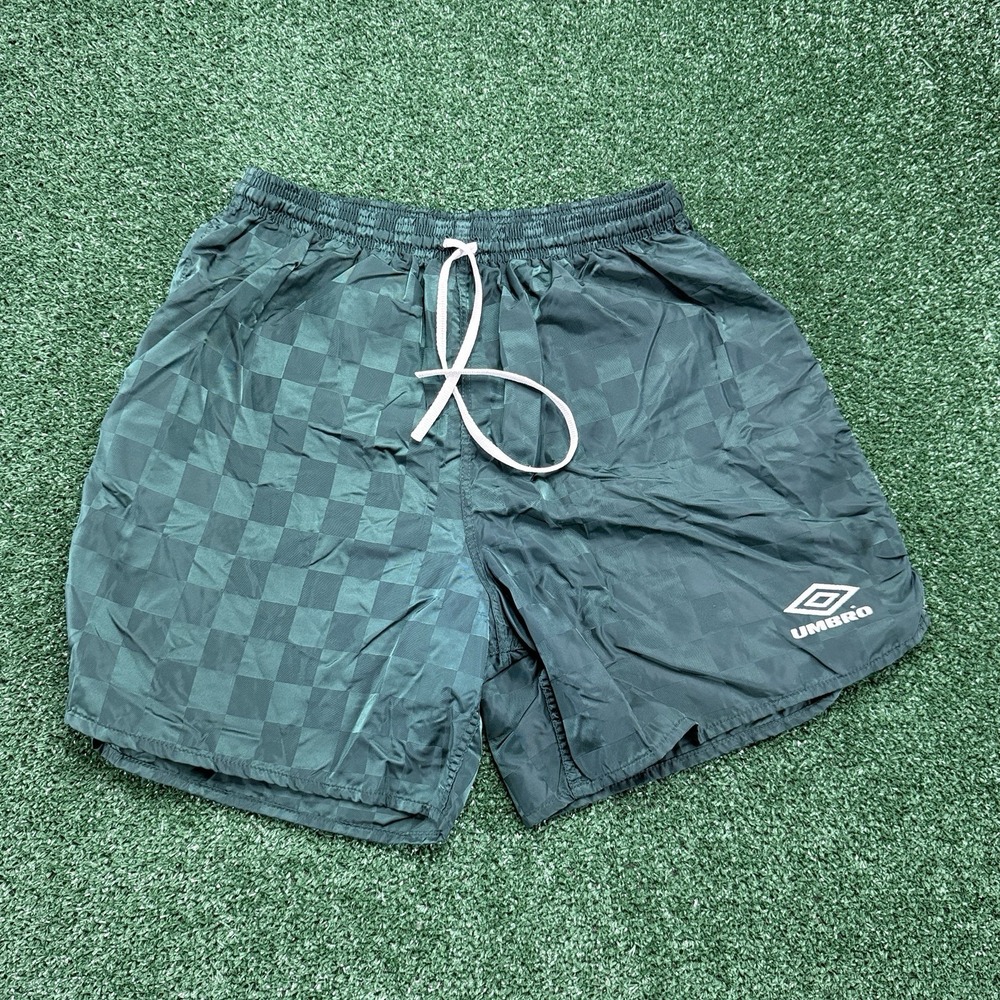 Vintage Umbro Men's Soccer Shorts Drawstring Large Checkered Green USA Nylon